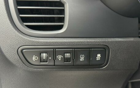 KIA Rio IV, 2018 год, 1 325 000 рублей, 5 фотография