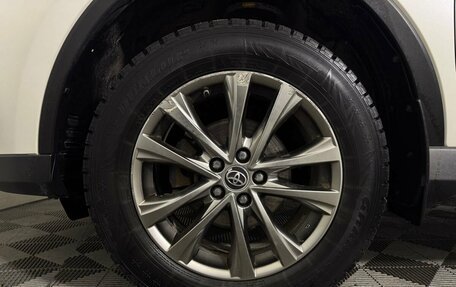 Toyota RAV4, 2017 год, 2 600 000 рублей, 10 фотография
