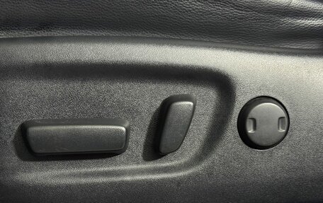Toyota RAV4, 2017 год, 2 600 000 рублей, 15 фотография