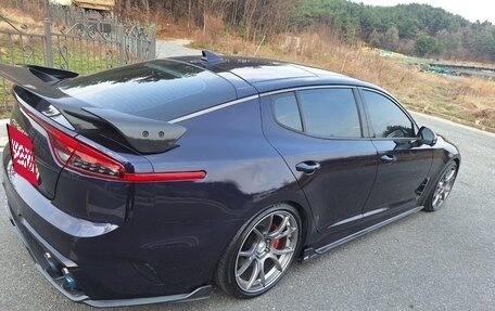 KIA Stinger I, 2021 год, 3 328 880 рублей, 2 фотография