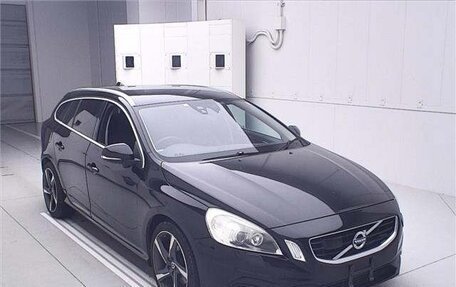 Volvo V60 I, 2012 год, 750 000 рублей, 1 фотография