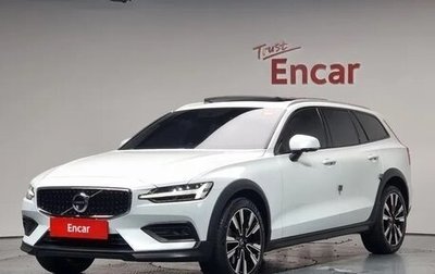 Volvo V90 Cross Country I рестайлинг, 2021 год, 3 860 000 рублей, 1 фотография