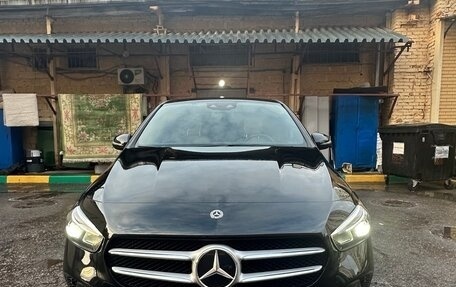 Mercedes-Benz B-Класс, 2020 год, 2 800 000 рублей, 1 фотография
