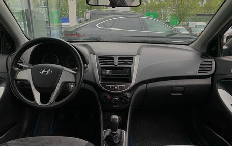 Hyundai Solaris II рестайлинг, 2012 год, 790 000 рублей, 9 фотография