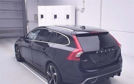 Volvo V60 I, 2012 год, 750 000 рублей, 2 фотография