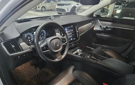Volvo S90 II рестайлинг, 2021 год, 3 910 000 рублей, 11 фотография