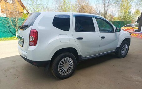 Renault Duster I рестайлинг, 2014 год, 699 000 рублей, 2 фотография