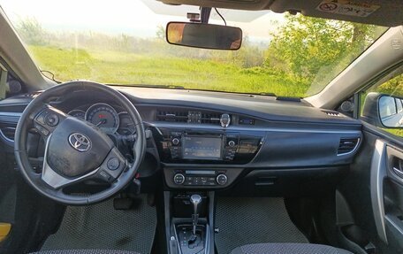 Toyota Corolla, 2014 год, 1 300 000 рублей, 5 фотография