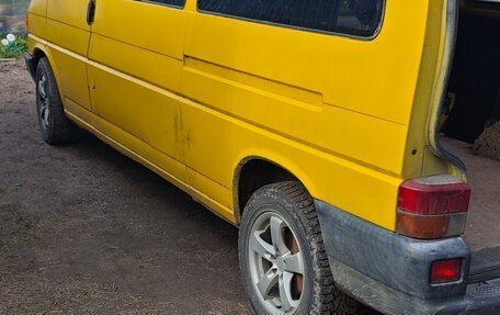 Volkswagen Transporter T4, 1995 год, 370 000 рублей, 3 фотография