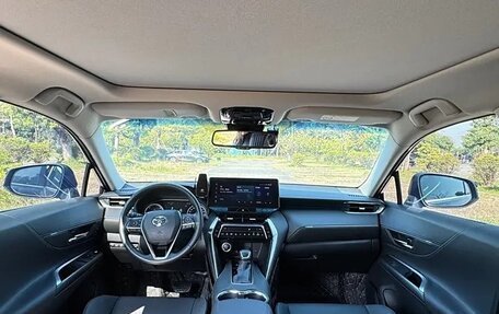 Toyota Harrier, 2022 год, 2 756 000 рублей, 9 фотография