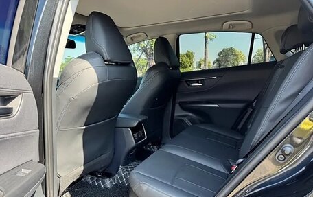 Toyota Harrier, 2022 год, 2 756 000 рублей, 14 фотография