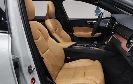 Volvo V90 Cross Country I рестайлинг, 2021 год, 3 860 000 рублей, 8 фотография