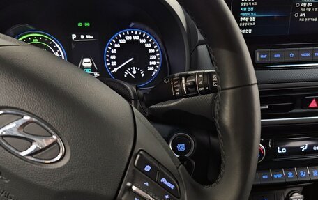 Hyundai Kona I, 2021 год, 1 810 000 рублей, 8 фотография
