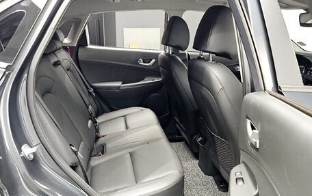 Hyundai Kona I, 2021 год, 1 810 000 рублей, 17 фотография