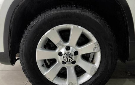 Volkswagen Tiguan I, 2011 год, 850 000 рублей, 15 фотография