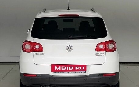 Volkswagen Tiguan I, 2011 год, 850 000 рублей, 3 фотография
