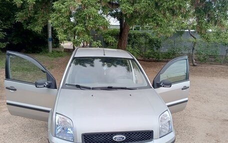 Ford Fusion I, 2003 год, 550 000 рублей, 4 фотография
