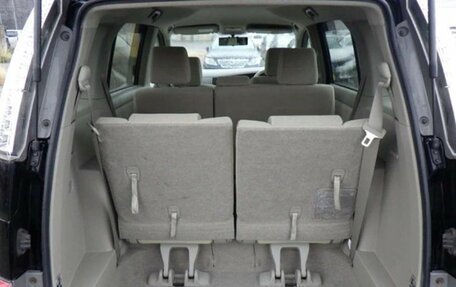 Toyota ISis I, 2012 год, 1 090 000 рублей, 8 фотография
