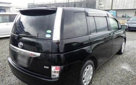 Toyota ISis I, 2012 год, 1 090 000 рублей, 4 фотография