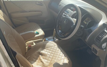 Honda Fit Aria, 2006 год, 400 000 рублей, 4 фотография