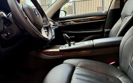 BMW 7 серия, 2016 год, 3 600 000 рублей, 8 фотография