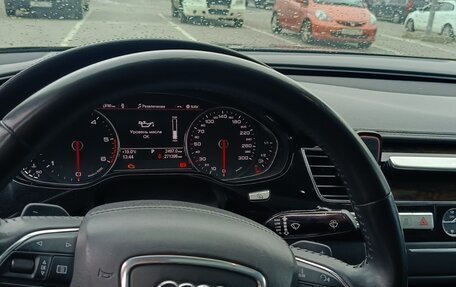 Audi A8, 2011 год, 1 650 000 рублей, 7 фотография