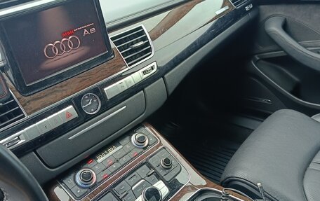 Audi A8, 2011 год, 1 650 000 рублей, 9 фотография