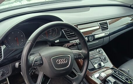 Audi A8, 2011 год, 1 650 000 рублей, 5 фотография