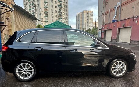Mercedes-Benz B-Класс, 2020 год, 2 800 000 рублей, 4 фотография