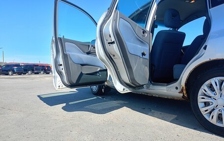 Mitsubishi Space Star I рестайлинг, 2002 год, 228 000 рублей, 24 фотография