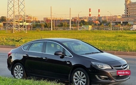 Opel Astra J, 2013 год, 830 000 рублей, 4 фотография