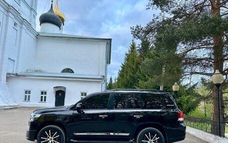 Toyota Land Cruiser 200, 2010 год, 3 850 000 рублей, 5 фотография