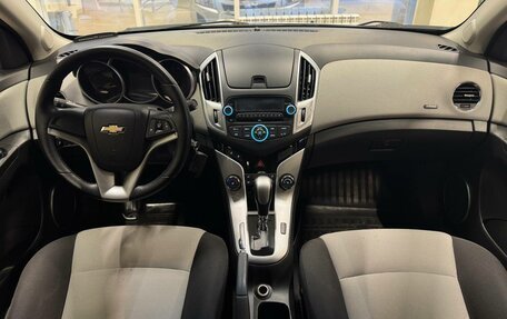 Chevrolet Cruze II, 2013 год, 890 000 рублей, 8 фотография
