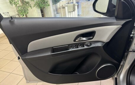Chevrolet Cruze II, 2013 год, 890 000 рублей, 14 фотография