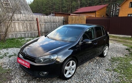 Volkswagen Golf VI, 2011 год, 900 000 рублей, 2 фотография