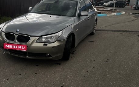 BMW 5 серия, 2005 год, 950 000 рублей, 2 фотография