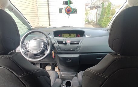 Citroen C4 Picasso II рестайлинг, 2012 год, 730 000 рублей, 7 фотография