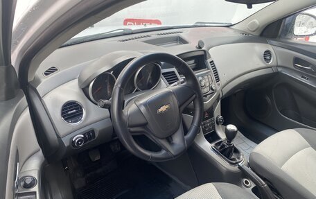 Chevrolet Cruze II, 2010 год, 545 000 рублей, 7 фотография