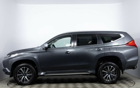 Mitsubishi Pajero Sport III рестайлинг, 2018 год, 3 080 000 рублей, 8 фотография