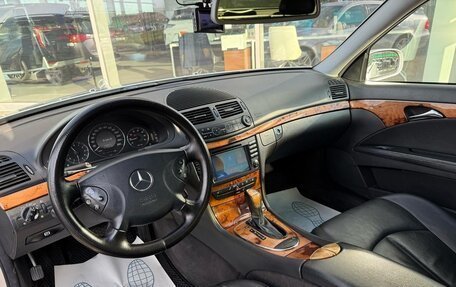 Mercedes-Benz E-Класс, 2003 год, 1 090 000 рублей, 10 фотография