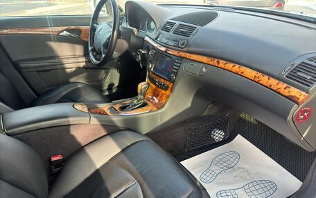 Mercedes-Benz E-Класс, 2003 год, 1 090 000 рублей, 12 фотография