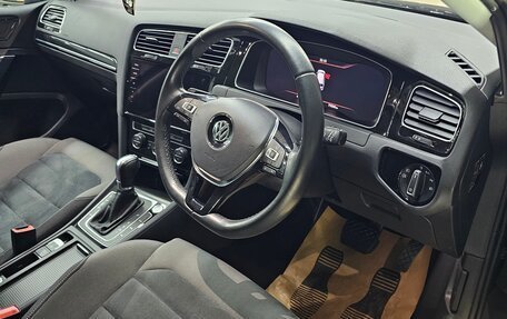 Volkswagen Golf VII, 2017 год, 1 650 000 рублей, 12 фотография