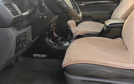 Toyota Land Cruiser Prado 120 рестайлинг, 2004 год, 1 920 000 рублей, 17 фотография