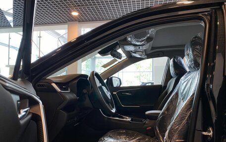 Toyota RAV4, 2025 год, 4 240 000 рублей, 16 фотография