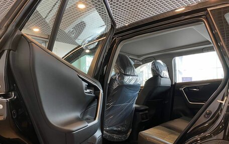 Toyota RAV4, 2025 год, 4 240 000 рублей, 24 фотография