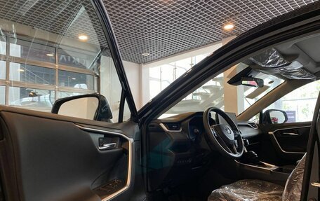 Toyota RAV4, 2025 год, 4 240 000 рублей, 21 фотография