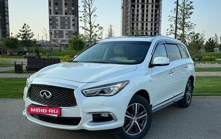Infiniti QX60 I рестайлинг, 2018 год, 2 850 000 рублей, 10 фотография