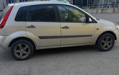 Ford Fiesta, 2007 год, 225 000 рублей, 3 фотография