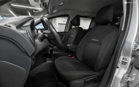Renault Sandero II рестайлинг, 2017 год, 1 060 000 рублей, 10 фотография