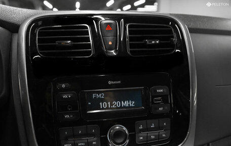 Renault Sandero II рестайлинг, 2017 год, 1 060 000 рублей, 17 фотография